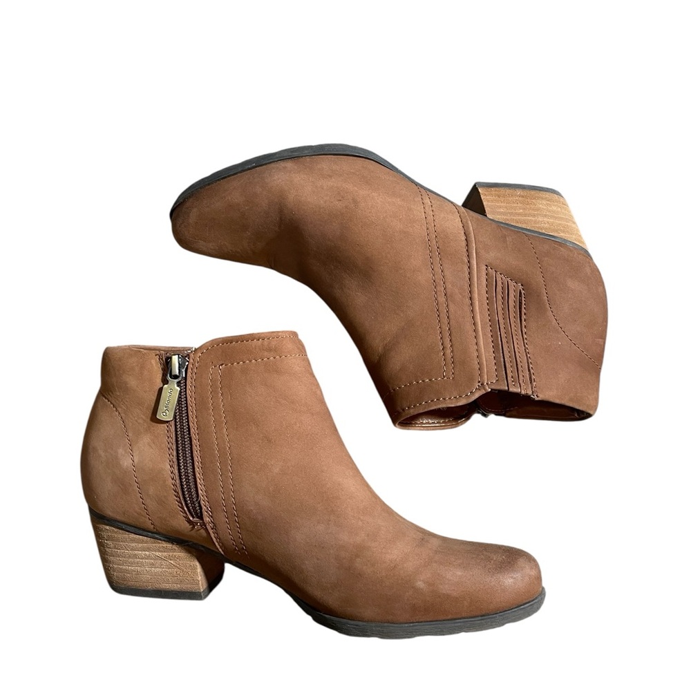 Z9- Brown Ankle Boots Blondo Waterproof ankle boots size 9